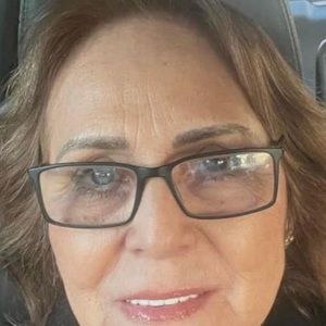 Meet your Posher, Beatriz